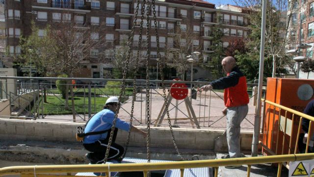 Instalan 4 puntos de contenedores soterrados y colocarán 100 nuevas papeleras en el casco urbano - 1, Foto 1
