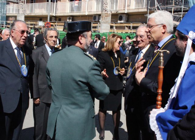 La Guardia Civil escolta el paso del Cristo del Amor, en su procesión del Viernes de Dolores - 3, Foto 3