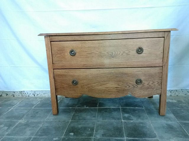 Cáritas Cehegín y la Concejalía de Servicios Sociales promueven la inserción laboral a través de un taller de restauración de muebles - 1, Foto 1