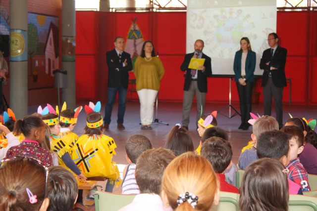 El Alcalde celebra con los alumnos el XXV aniversario del colegio Ciudad de Murcia - 1, Foto 1