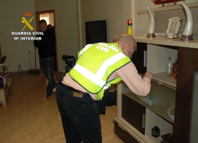 La Guardia Civil detiene a una persona por difundir en las redes sociales mensajes ofensivos que incitan al odio y la violencia - 1, Foto 1