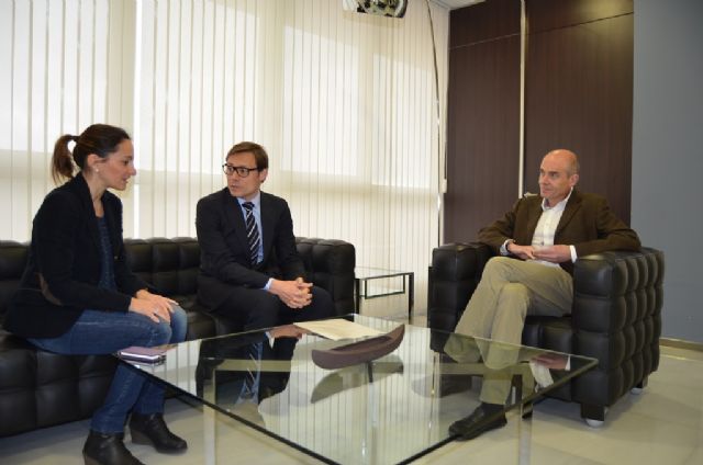 La Obra Social la Caixa apoya con 12.000 euros los festivales de San javier - 1, Foto 1