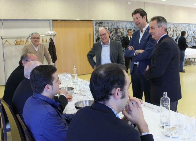 El concurso de la Cofradía del Reino de Monastrell elige los 24 mejores vinos nacionales de esta variedad en el CCT - 1, Foto 1