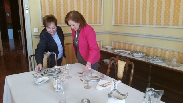 Cultura muestra en el Palacio Aguirre exclusivas piezas de loza y cristal realizadas en Cartagena desde mediados del siglo XIX - 1, Foto 1