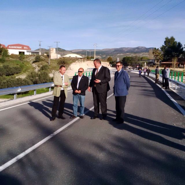 El equipo de Gobierno del PP de Moratalla concluye las obras del puente del Comendador, que el PSOE no logró acabar - 1, Foto 1