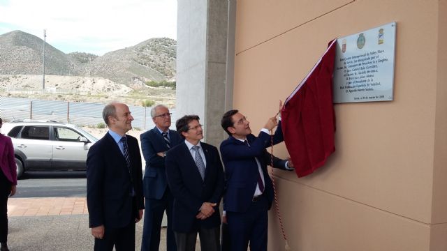 El Alcalde de Lorca y el Consejero de Presidencia inauguran el Centro de Tecnificación Deportiva de Voley-Playa como sede de la selección española - 2, Foto 2