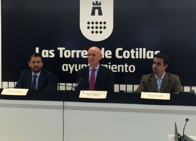 El nuevo servicio del alumbrado público ahorrará hasta un 45% en consumo energético al Ayuntamiento torreño - 1, Foto 1