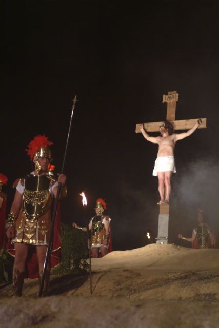 La Asociación Cultural La Cruz de La Torrealta de Molina celebra la XVIII edición del Vía Crucis Viviente el Miércoles Santo 1 de abril - 3, Foto 3