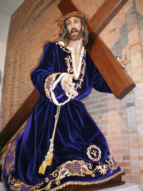 La Procesión del Silencio se celebra el Jueves Santo 2 de abril, organizada por la Ilustre Cofradía del Santísimo Cristo de las Penas - 1, Foto 1