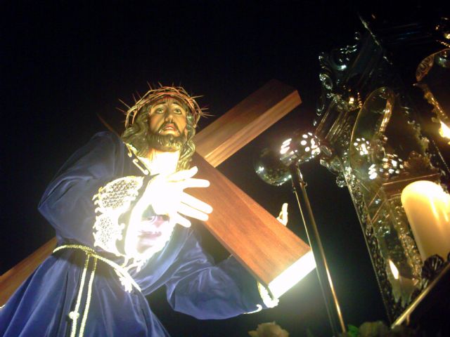 La Procesión del Silencio se celebra el Jueves Santo 2 de abril, organizada por la Ilustre Cofradía del Santísimo Cristo de las Penas - 3, Foto 3