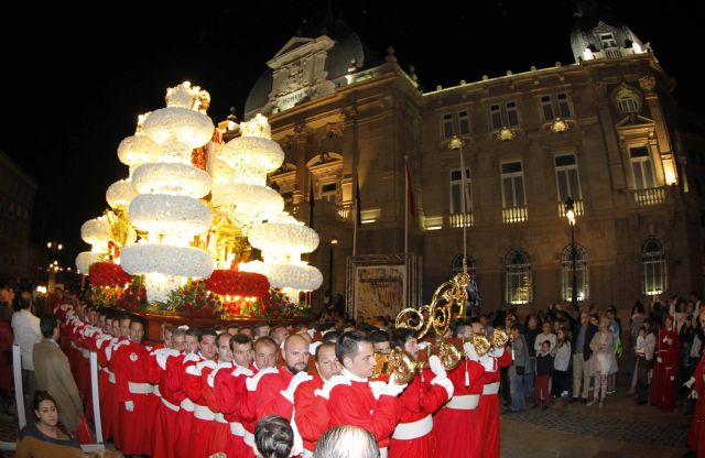 El espíritu más castrense vivió su máximo esplendor con el traslado de los tres apóstoles - 1, Foto 1