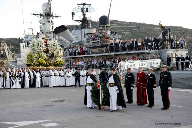 El espíritu más castrense vivió su máximo esplendor con el traslado de los tres apóstoles - 4, Foto 4