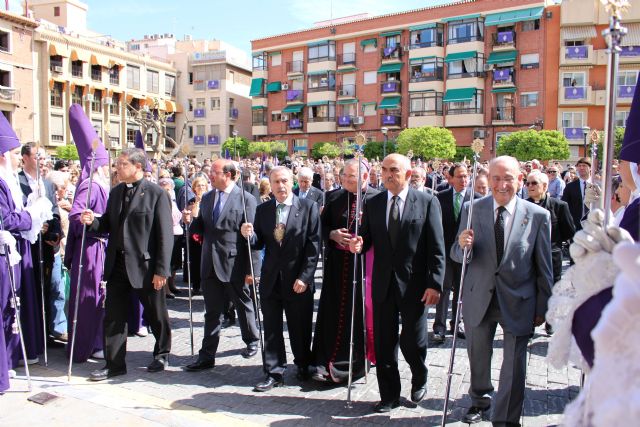 El presidente Garre participa en el traslado de la imagen de Nuestro Padre Jesús Nazareno - 1, Foto 1