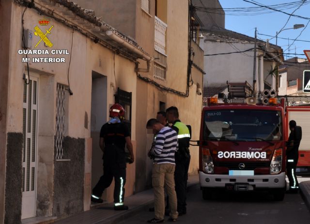 The Civil Guard detained an individual for burning a house with its inhabitants in Totana, Foto 2