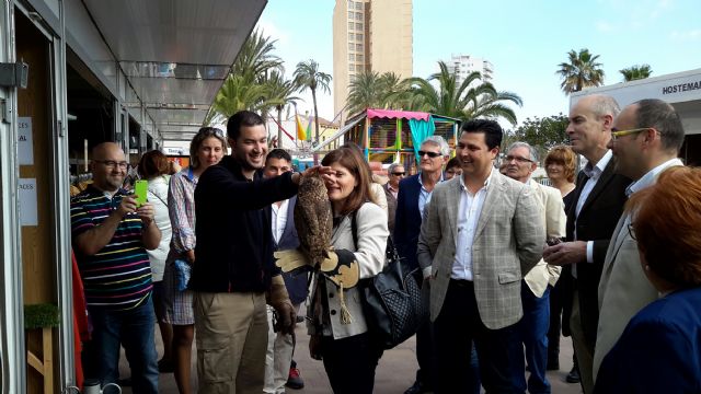 La Feria Outlet inunda la explanada Bernuevo durante todo el puente en Santiago de la Ribera - 2, Foto 2