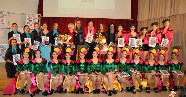 Puerto Lumbreras presenta su Anuario 2014 con la Asociación de Baile Riá Pitá y la poeta Carmen Martínez - 1, Foto 1