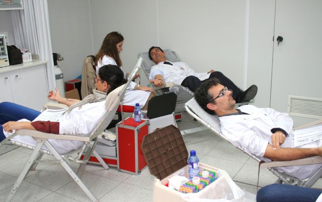 Los trabajadores de ElPozo donan sangre, Foto 1