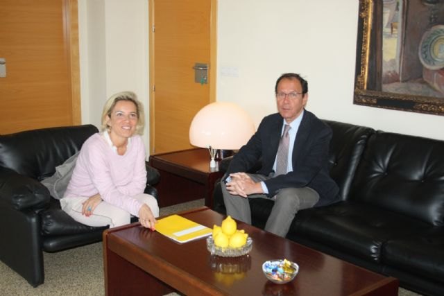 La Consejería de Agricultura y el Ayuntamiento de Murcia analizan la mejora de la red de depuración en el municipio - 1, Foto 1