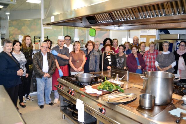 La concejalía de Sanidad y la Asociación de Diabéticos de Águilas ponen en marcha el XIV Curso de Cocina Dietética - 2, Foto 2