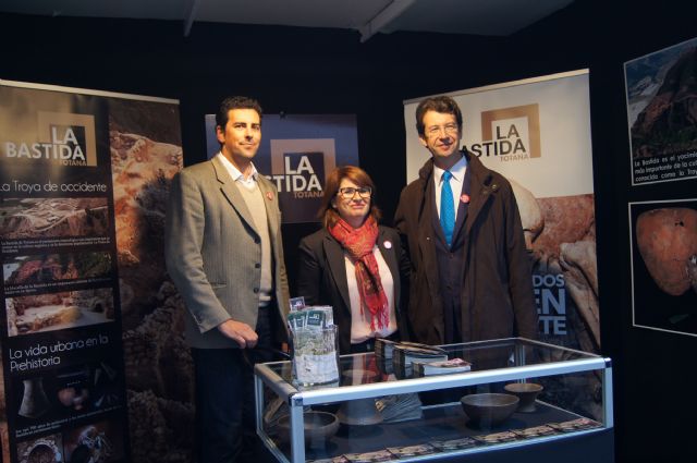 Totana presenta el Yacimiento Argárico de La Bastida en la I Muestra de Turismo Costa Cálida-Región de Murcia, Foto 7
