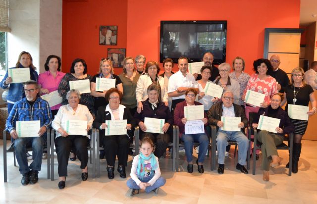 La edil de Sanidad y la presidenta de Adia clausuran el XIV Curso de Cocina Dietética - 1, Foto 1