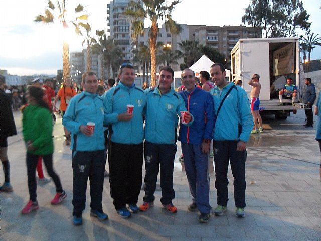 Atletas del Club Atletismo Totana participaron en la IV media maratn Nocturna y 10KM de Juan Palazn - 13