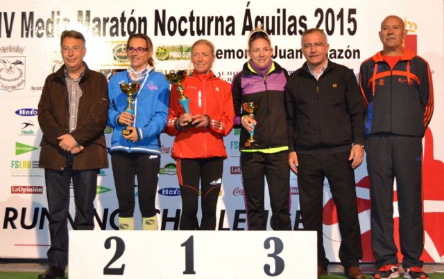 Fernando Villegas y Pilar Duarte podium de la IV Media Maratón Nocturna Memorial Juan Palazón de Águilas - 2, Foto 2