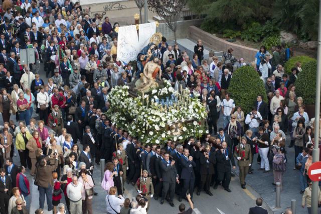 La alcaldesa invita en un bando participar en la procesión de la Virgen de la Caridad - 1, Foto 1