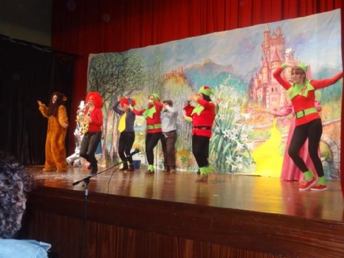 Éxito de la representación de la obra El Mago de Oz por parte de madres del CEIP Santiago, Foto 2