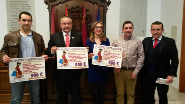 La Asociación de Comerciantes de la Carretera de Águilas organiza el II Rastro y Oportunidades con precios especiales y liquidaciones - 1, Foto 1