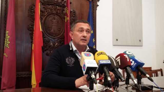 El Ayuntamiento inicia la mejora del camino Piñuelas, incluyendo el encauzamiento del cruce con la rambla de Biznaga y la renovación de la red de suministro de agua - 1, Foto 1