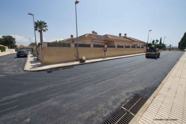 El Ayuntamiento asfalta varias calles de Santa Ana - 3, Foto 3