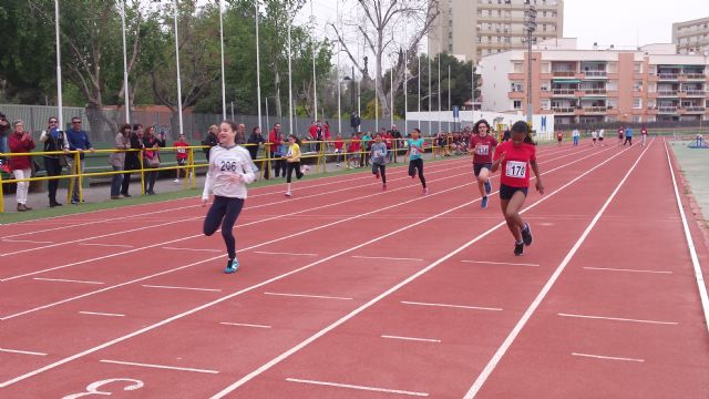 Finaliza la fase previa de la III Liga Municipal de Atletismo Intercentros - 2, Foto 2