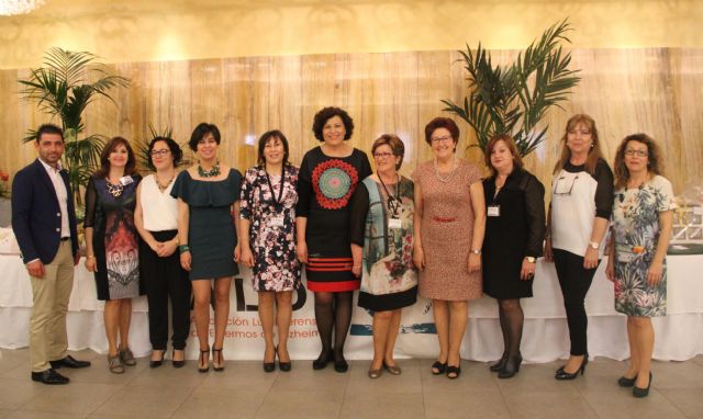 La Asociación de Enfermos de Alzheimer de Puerto Lumbreras ALDEA congrega a cerca de 200 personas en su comida-gala benéfica anual - 1, Foto 1