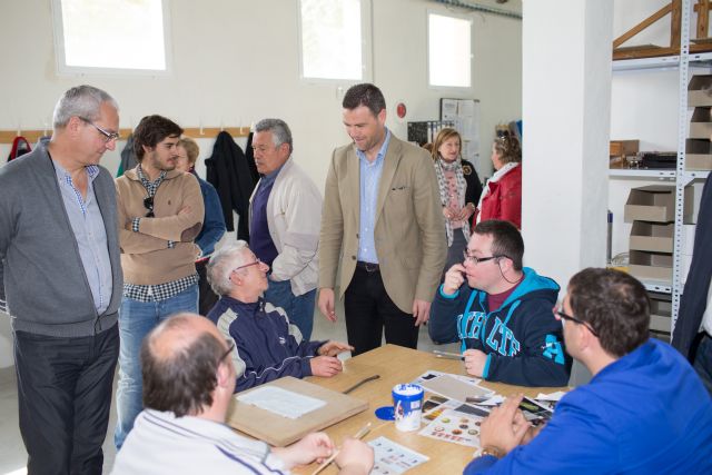 José Francisco García reafirma durante su visita a APCOM el compromiso con la atención y defensa de los derechos de las personas con discapacidad y sus familias - 3, Foto 3