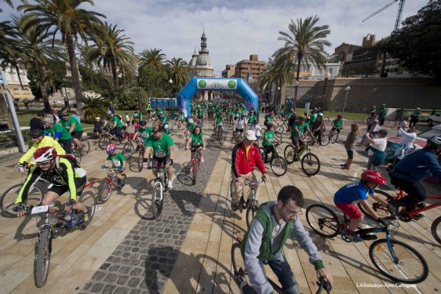 Cerca de tres mil personas se unieron al Día Mundial de la Bicicleta - 3, Foto 3