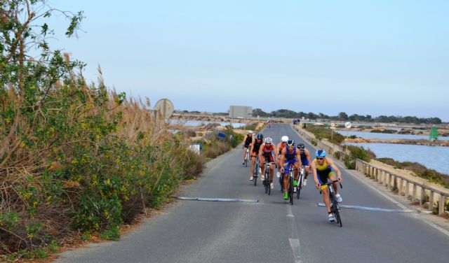 El VII Triatlón sprint Marina de Las Salinas congrega a 250 atletas en San Pedro del Pinatar - 3, Foto 3