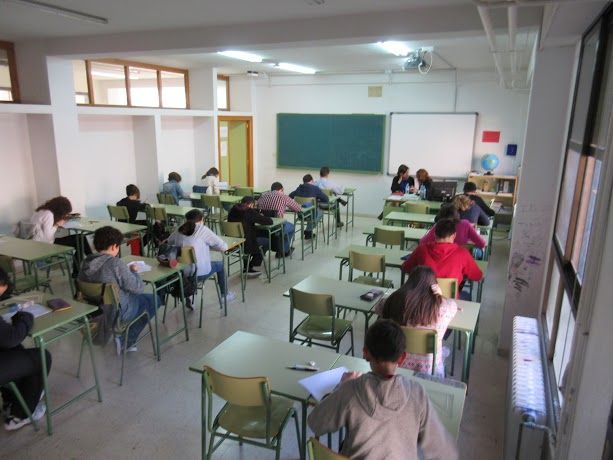 De Jumilla salen los tres alumnos que representarán a la Región en la Olimpiada Matemática Nacional - 2, Foto 2