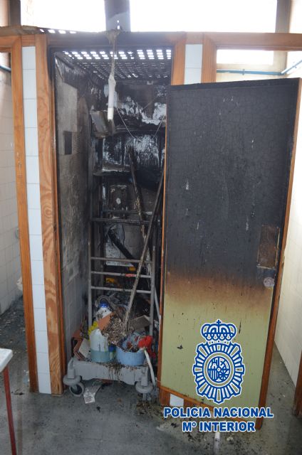 La Policía Nacional detiene a un menor por el incendio en el IES Juan de la Cierva, en Patiño - 1, Foto 1