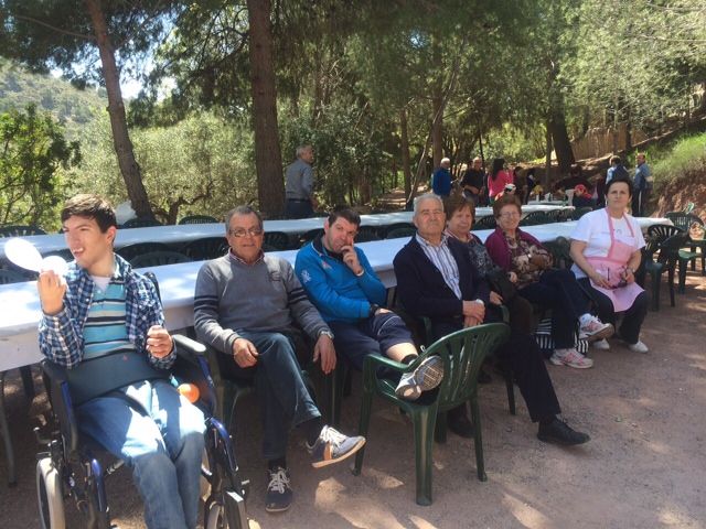 Autoridades municipales acompañan a los usuarios de PADISITO en su convivencia familiar en La Santa - 3, Foto 3