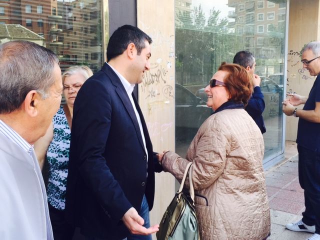 Los candidatos del Partido Popular recorren San Roque - 2, Foto 2