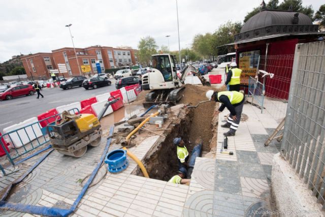 Las obras de la rotonda cortarán el tráfico durante tres noches en el Paseo - 1, Foto 1