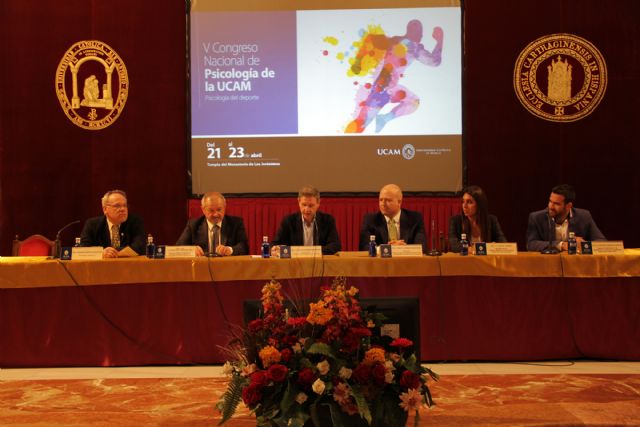 Carlos Cabezas: Hay que estar preparado para vivir con la presión - 2, Foto 2