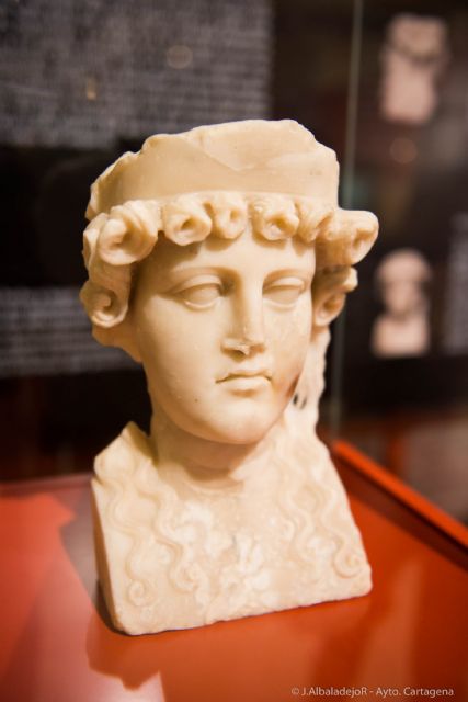 Convidados de Piedra, los rostros de Carthagonova, expuestos por primera vez en la ciudad - 1, Foto 1