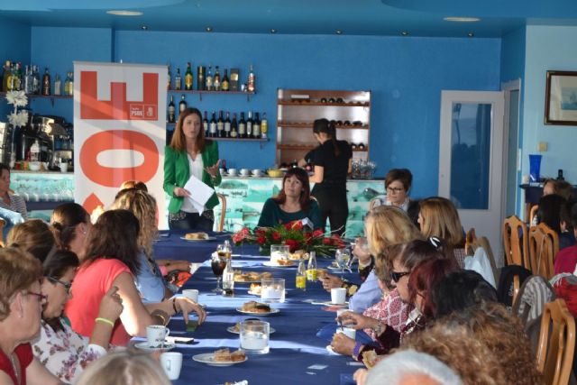 La presidenta nacional del PSOE defiende la igualdad de oportunidades y define a Mari Carmen Moreno como la mujer que ha sido capaz de crear un proyecto para Águilas - 1, Foto 1