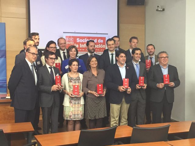 El Ayuntamiento de Molina de Segura recibe el premio Smart Cities 2015 - 1, Foto 1