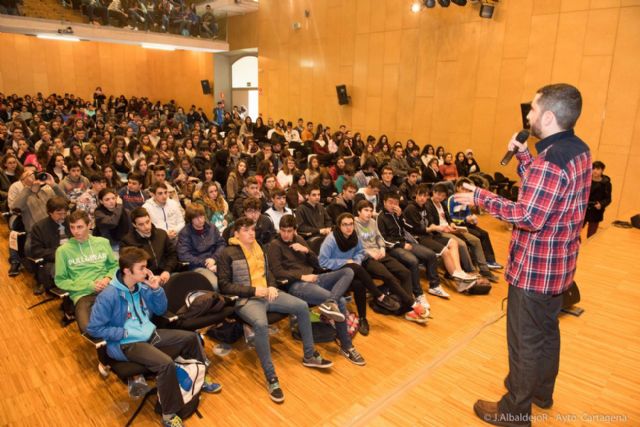 El viernes se cooncerán a los gandaores de los premios Mandarache y Hache - 1, Foto 1