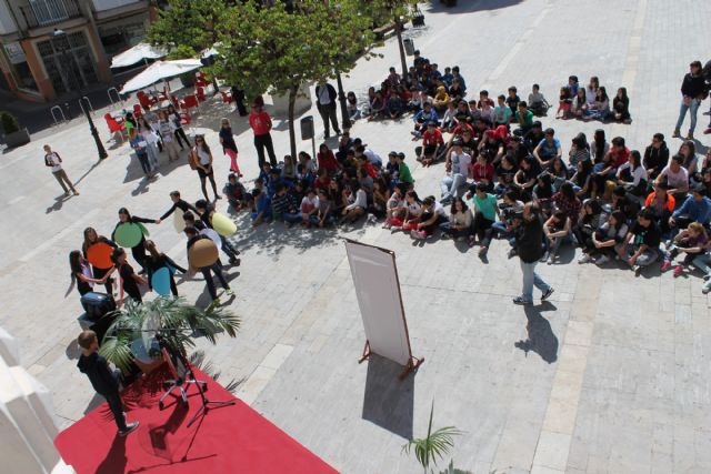 Los alumnos de los centros educativos de Bullas rinden su homenaje a la literatura en el Día del Libro - 3, Foto 3