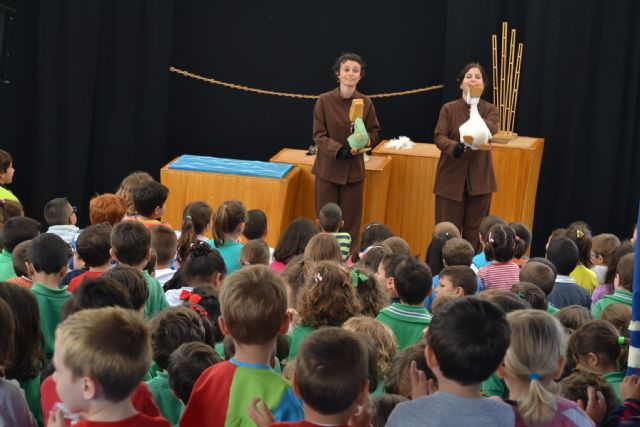 Actividades infantiles y una amplía oferta editorial en la Feria del Libro de San Pedro del Pinatar - 3, Foto 3
