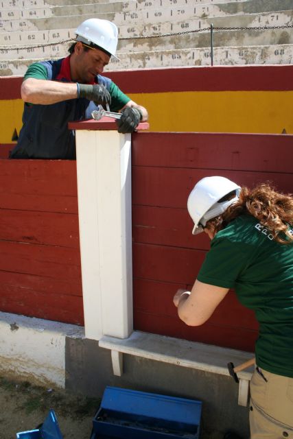 La segunda fase de la remodelación de la Plaza de Toros comienza con 21 trabajadores gracias al SEF - 2, Foto 2